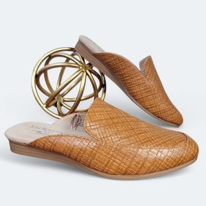 Kim Rogers Emily Tan Mules Slip-On Shoes Size 8